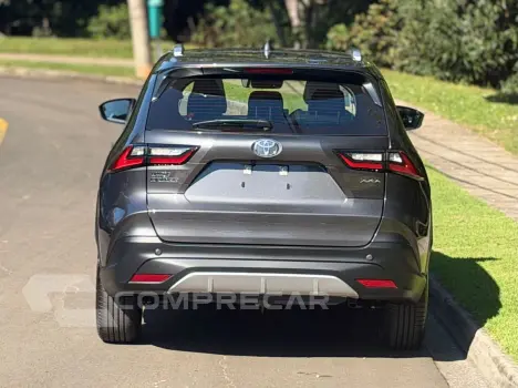 YARIS CROSS 1.5 VVT-I XRX
