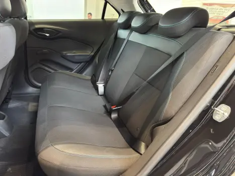 Onix Hatch 1.4 4P FLEX LT