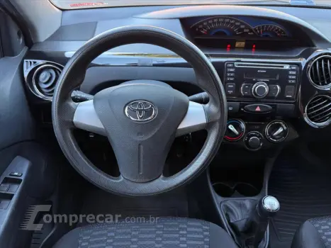 ETIOS 1.5 XS SEDAN 16V FLEX 4P MANUAL