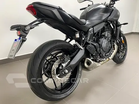 YAMAHA MT-07 CONNECTED - COM ABS