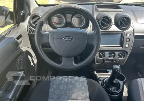 FIESTA 1.6 MPI Class Hatch 8V