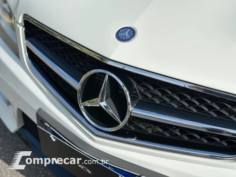 C 63 AMG 6.2 V8 Touring