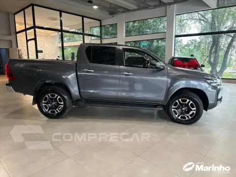 HILUX 2.8 D-4D TURBO DIESEL CD SRX 4X4 AUTOMÁTICO