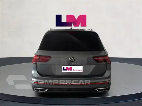 TIGUAN 2.0 300 TSI GASOLINA ALLSPACE R-LINE AUTOM