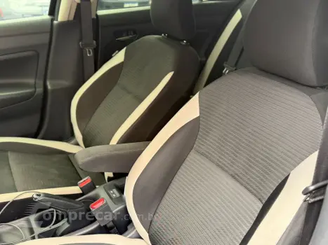 VERSA Advance 1.6 16V Flex Aut.