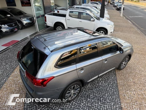 OUTLANDER 2.0 16V GASOLINA 4P AUTOMÁTICO