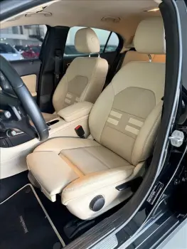 GLA 200 1.6 CGI STYLE 16V TURBO FLEX 4P AUTOMÁTICO