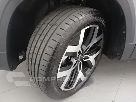TAOS 1.4 250 TSI TOTAL FLEX HIGHLINE AUTOMÁTICO