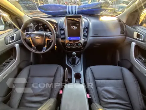 RANGER 2.5 XLT 4X2 CD 16V FLEX 4P MANUAL