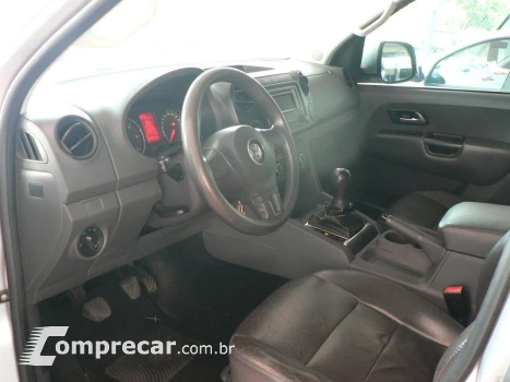 Volkswagen AMAROK 2.0 Trendline 4X4 CD 12V Turbo Intercooler 4 portas