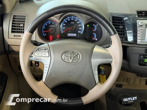 HILUX SW4 3.0 SRV 4X4 7 LUGARES 16V TURBO INTERCO
