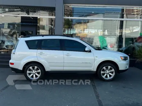 OUTLANDER 2.0 16V 160cv Aut.