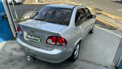 CLASSIC 1.0 MPFI Advantage 8V