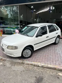 Volkswagen Gol 1.0 Total Flex 8V 5p (25 Anos) 4 portas