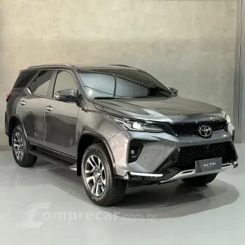 Hilux SW4 SRX 4x4 2.8 TDI 16V Dies. Aut.