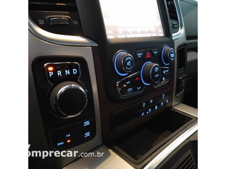 CLASSIC 5.7 V8 GASOLINA LARAMIE NIGHT EDITION CD 4X4 AUTOMÁT