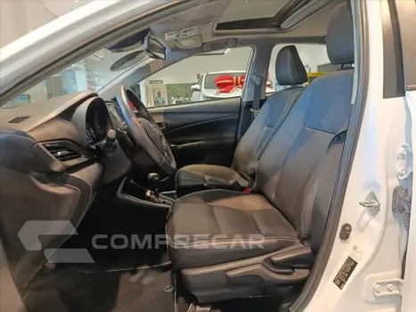 YARIS 1.5 16V FLEX SEDAN XLS CONNECT MULTIDRIVE