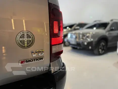 AMAROK 3.0 V6 TDI DIESEL COMFORTLINE CD 4MOTION AUTOMÁTICO