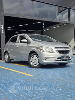 ONIX HATCH LS 1.0 8V FlexPower 5p Mec.