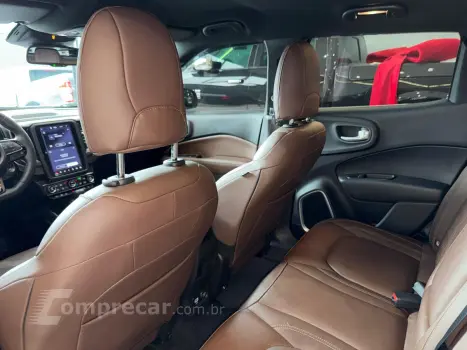 TORO 2.0 16V Turbo Ranch 4WD AT9