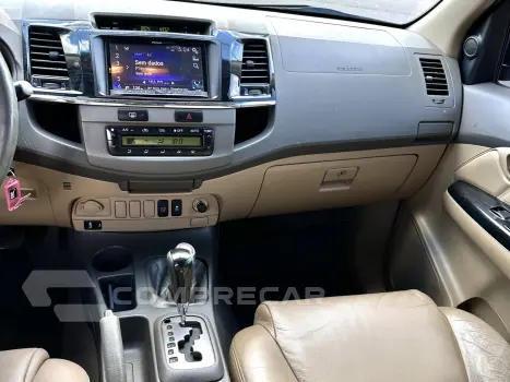 HILUX SW4 3.0 SRV 4X4 16V TURBO INTERCOOLER DIESEL 4P AUTOMÁ