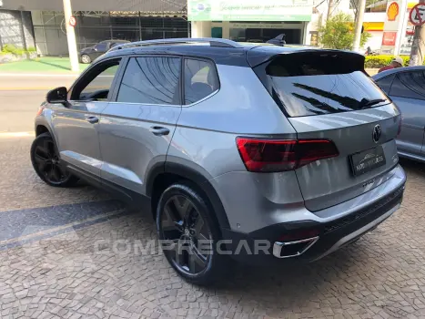 Taos 1.4 250 Tsi Total Flex Highline Automático