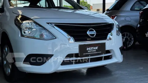 VERSA Special Ed. 1.6 16V FlexStart Aut.