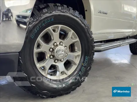 2500 6.7 I6 TURBO DIESEL LARAMIE CD 4X4 AUTOMÁTICO