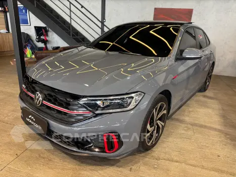 Volkswagen Jetta 2.0 4P 350 TSI GLI AUTOMÁTICO DSG 4 portas