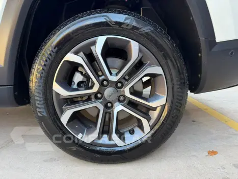 Commander 1.3 T270 Turbo Flex Limited At6