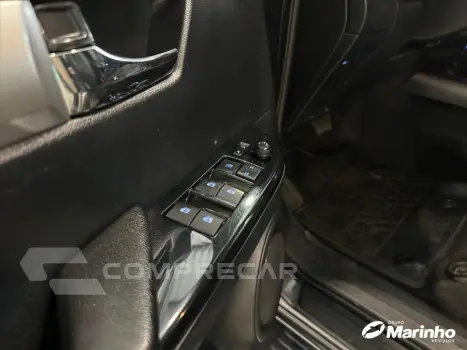 HILUX 2.8 D-4D TURBO DIESEL CD SRX 4X4 AUTOMÁTICO