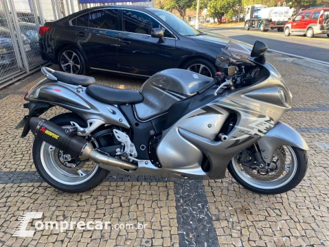 SUZUKI GSX 1300 HAYABUSA