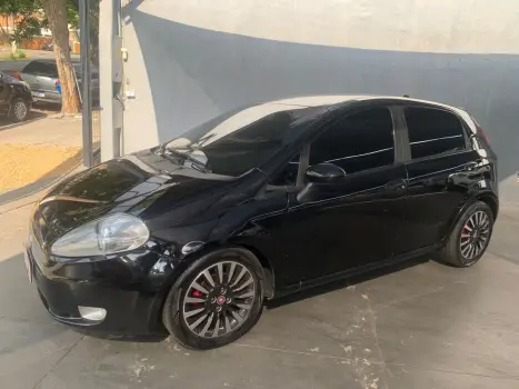 Fiat PUNTO 1.4 ELX 8V FLEX 4P MANUAL 4 portas