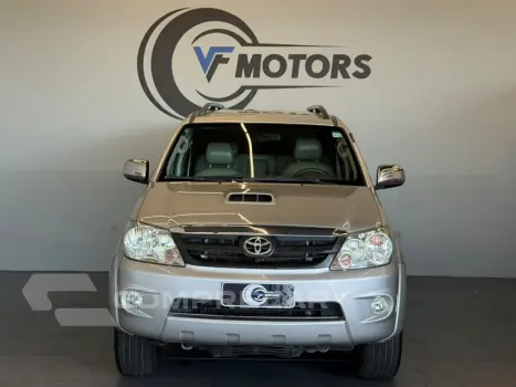 HILUX SW4 3.0 SRV 4X4 16V TURBO INTERCOOLER DIESEL 4P MANUAL