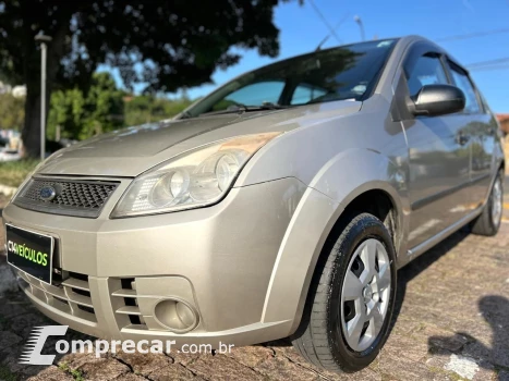 FORD Fiesta Sedan 1.0 8V Flex 4p 4 portas