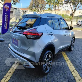 KICKS PLAY 1.6 16V FLEXSTART SENSE XTRONIC
