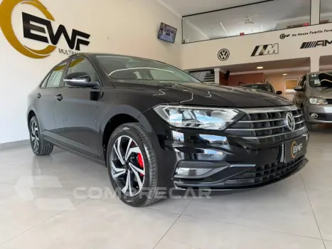 VOLKSWAGEN JETTA Comfort. 250 TSI 1.4 Flex 16v Aut.