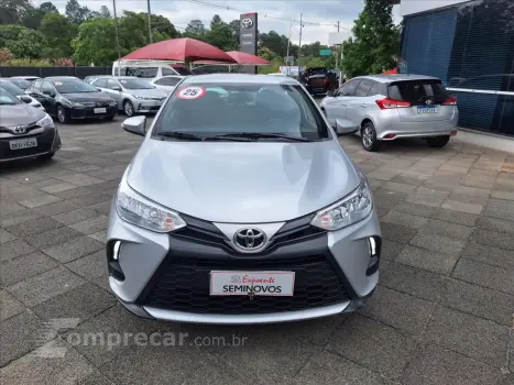 Toyota YARIS 1.5 16V FLEX XL MULTIDRIVE 4 portas