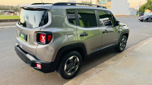 RENEGADE 1.8 16V Sport