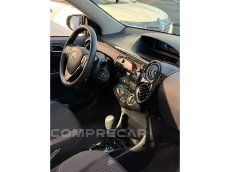 ETIOS 1.5 XS 16V FLEX 4P AUTOMÁTICO