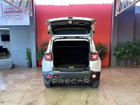 RENEGADE 2.0 16V TURBO DIESEL TRAILHAWK 4P 4X4 AUTOMÁTICO