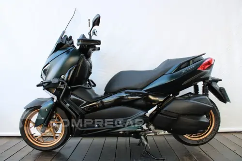 YAMAHA XMAX ABS