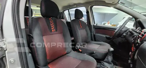 SANDERO STEPWAY Hi-Power 1.6 8V 5p