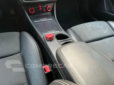 A 200 1.6 CGI 7g-dct