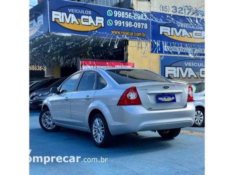 FOCUS 2.0 GLX SEDAN 16V FLEX 4P MANUAL