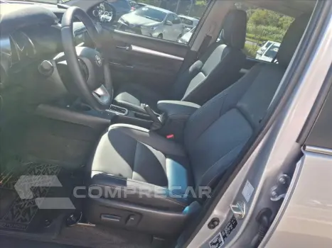 HILUX 2.8 D-4D TURBO DIESEL CD SRX 4X4 AUTOMÁTICO