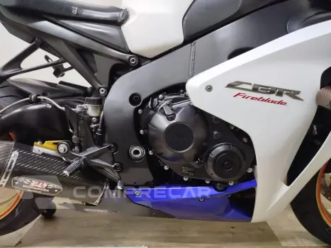CBR 1000 FIREBLADE RR