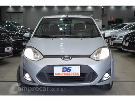 FIESTA SEDAN - 1.6 ROCAM SEDAN 8V 4P MANUAL