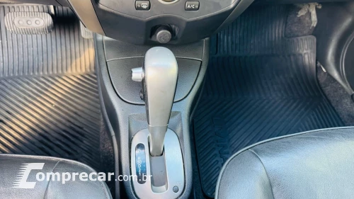 LIVINA 1.8 SL X-gear 16V