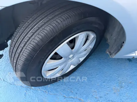 LOGAN 1.0 Authentique 16V